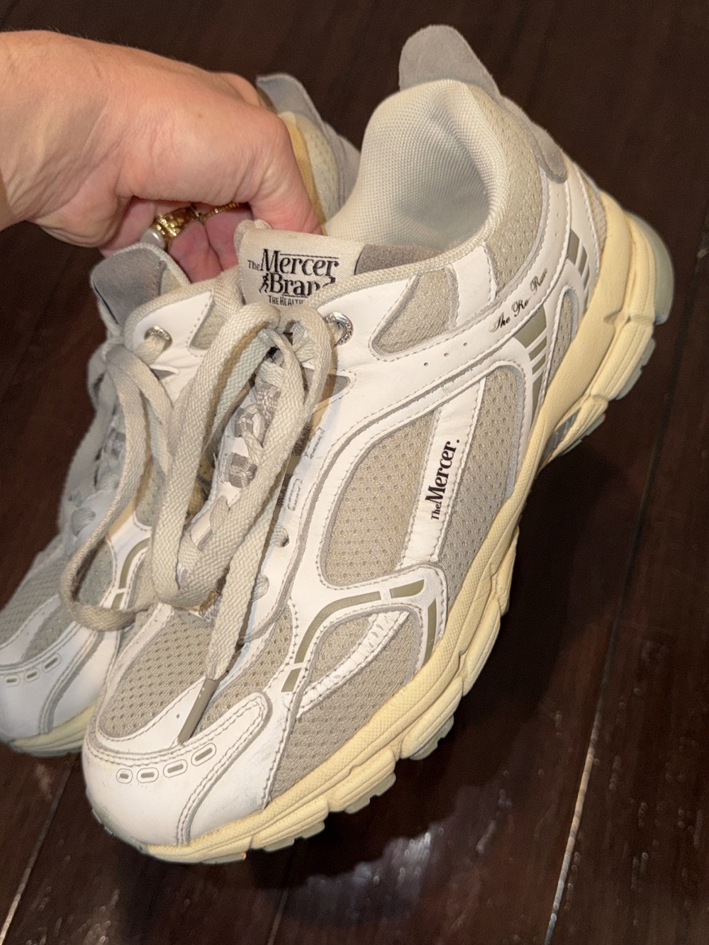 Mercer brand the re run Women's White & Cream chunky dad Sneakers size 40 or 8